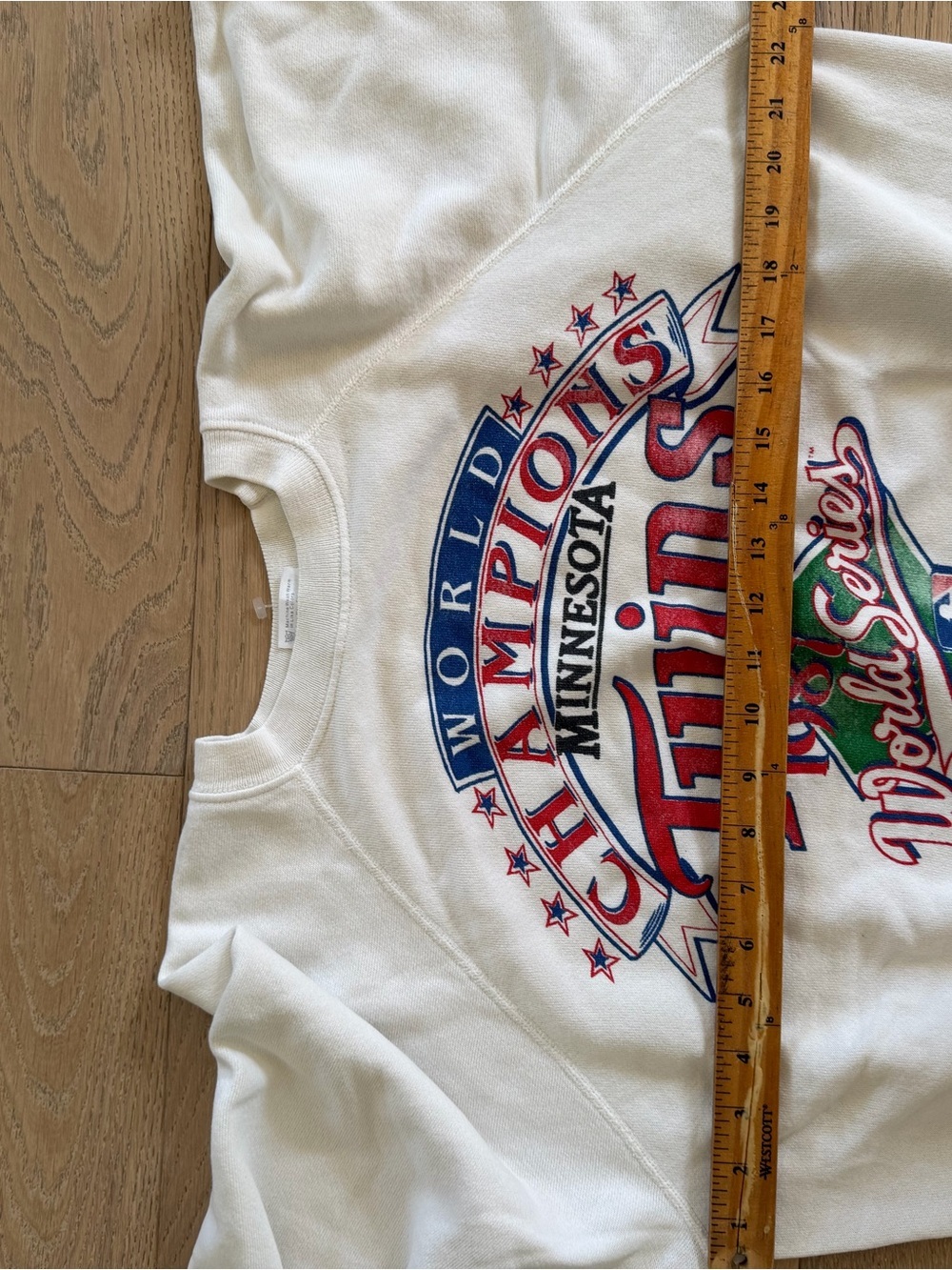 Vintage 1987 Minnesota Twins World Series Champions Hanes XL - Picture 4 of 6